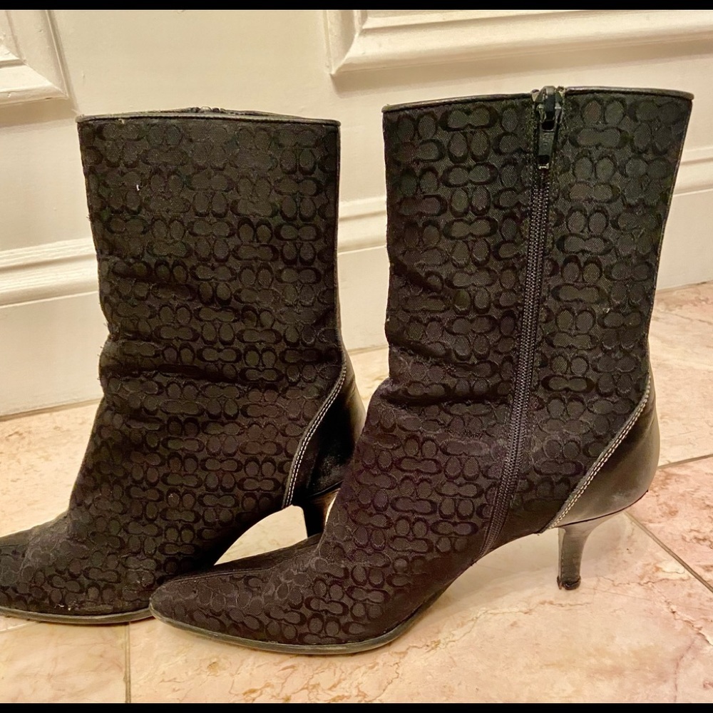 Authentic coach pointy boots signature cc